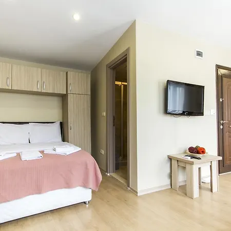Apartment Aytur Suites 44 *
